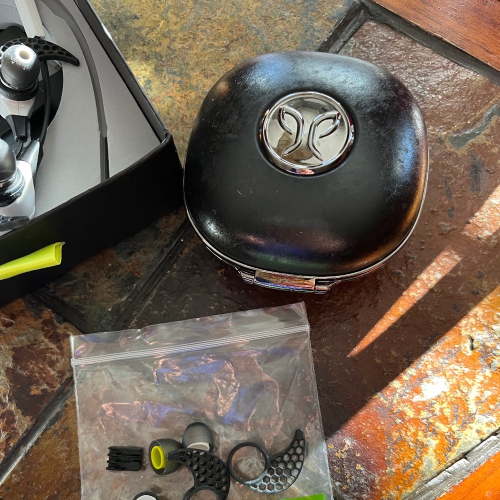 Jaybird Bluetooth Wireless Headphones Running Walking Exercise Fitness